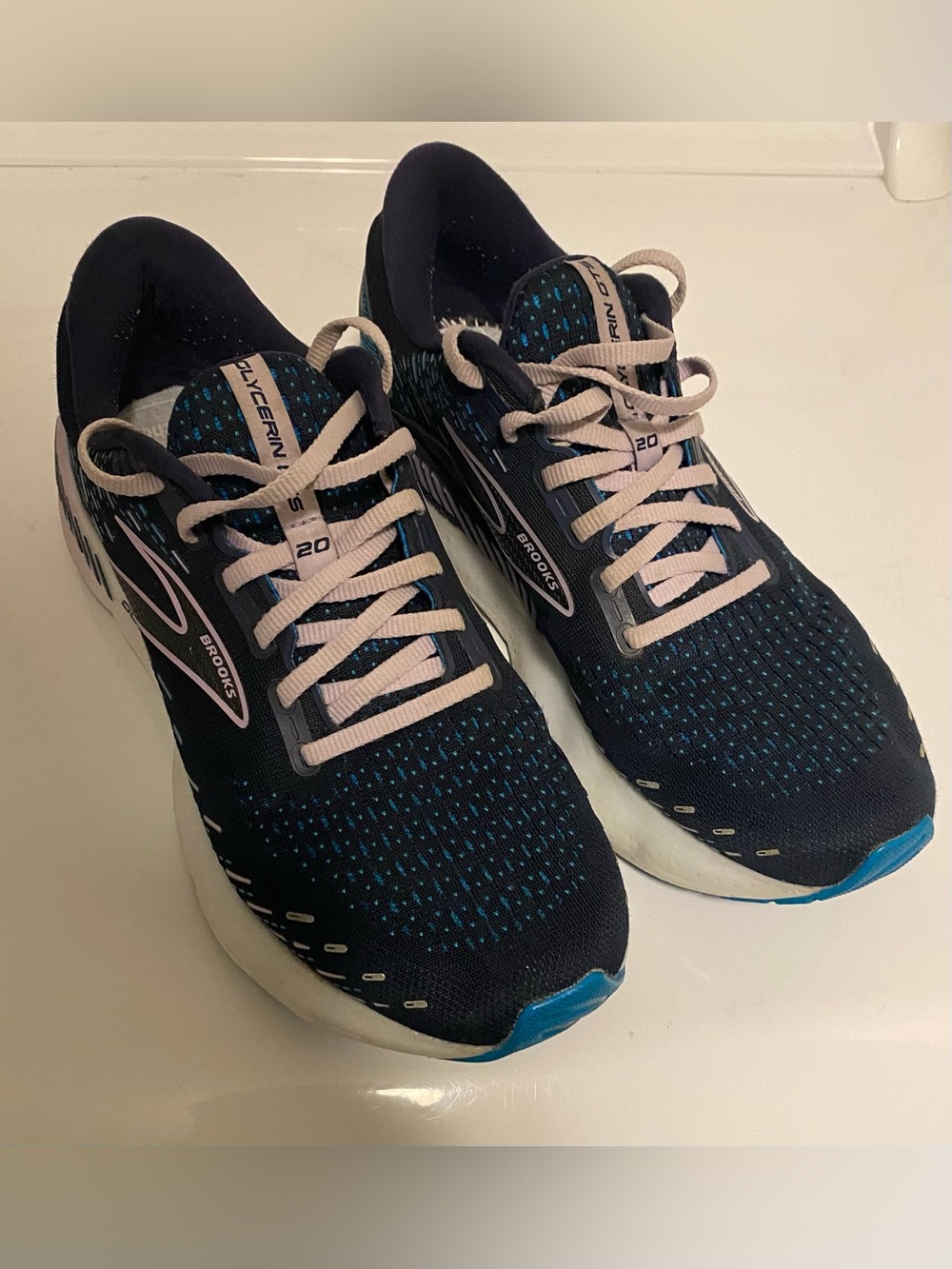 Brooks Mens Glycerin 20 Running Shoes - Navy with Light Pink Laces